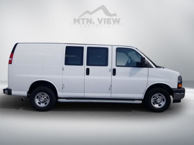 2021 Chevrolet Express Base