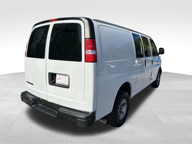 2021 Chevrolet Express Base