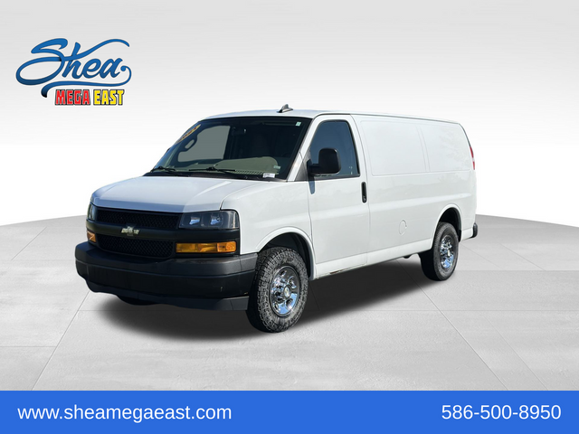 2021 Chevrolet Express Base