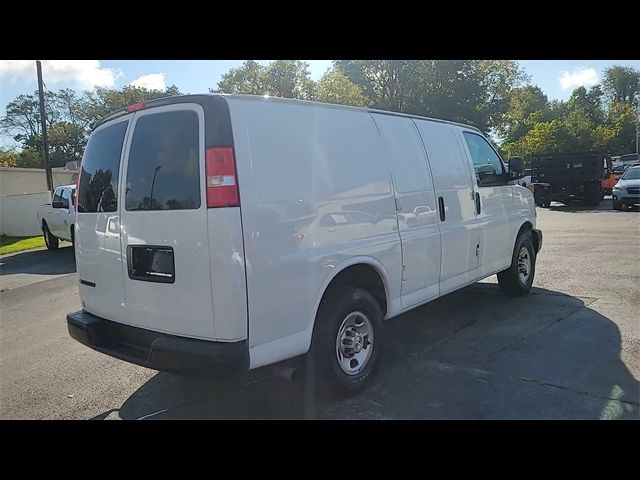 2021 Chevrolet Express Base