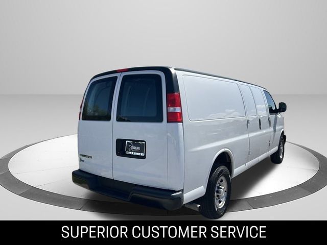 2021 Chevrolet Express Base