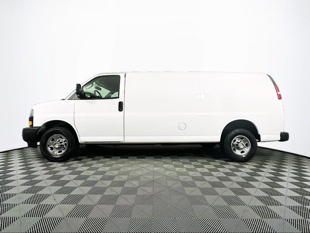 2021 Chevrolet Express Base