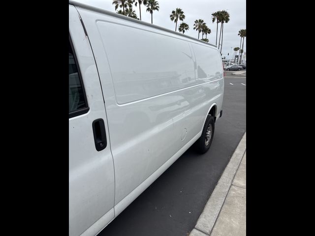 2021 Chevrolet Express Base