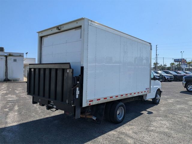 2021 Chevrolet Express Base