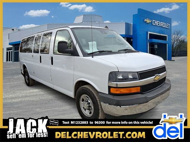 2021 Chevrolet Express LT