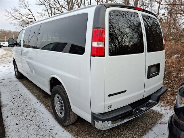 2021 Chevrolet Express LT