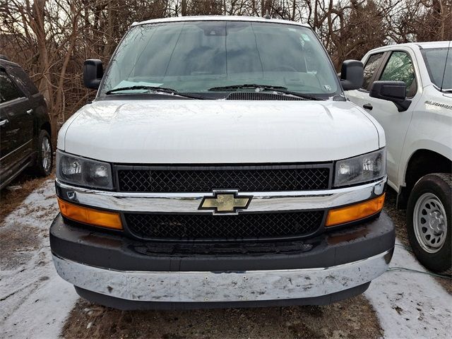 2021 Chevrolet Express LT