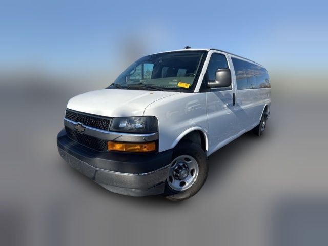 2021 Chevrolet Express LT