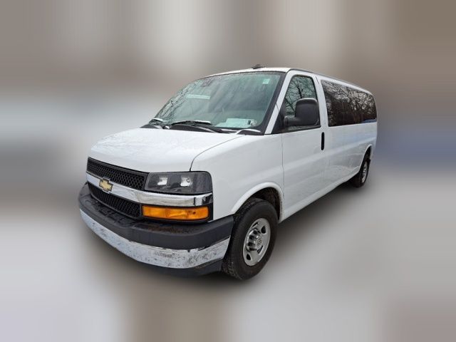 2021 Chevrolet Express LT