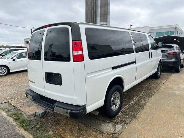 2021 Chevrolet Express LT