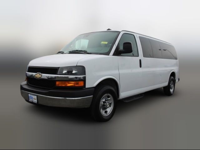 2021 Chevrolet Express LT