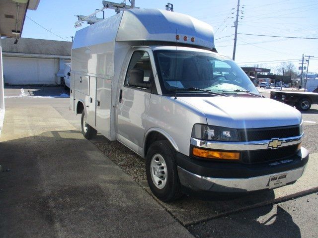 2021 Chevrolet Express Base