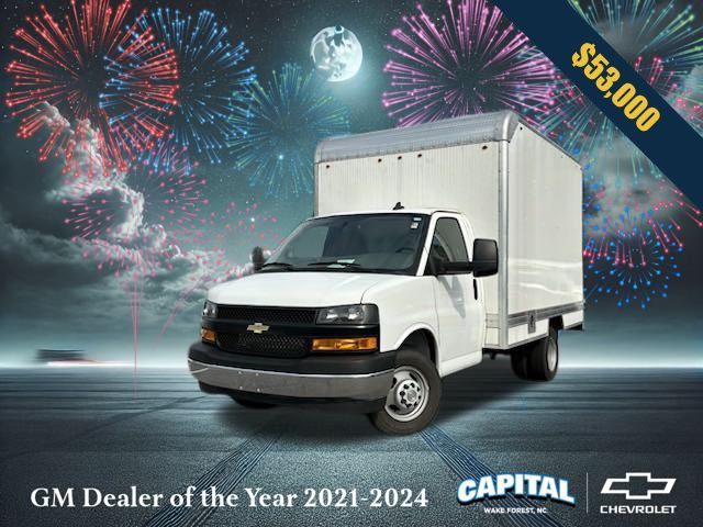 2021 Chevrolet Express Base