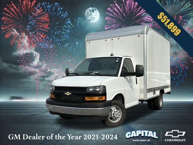 2021 Chevrolet Express Base