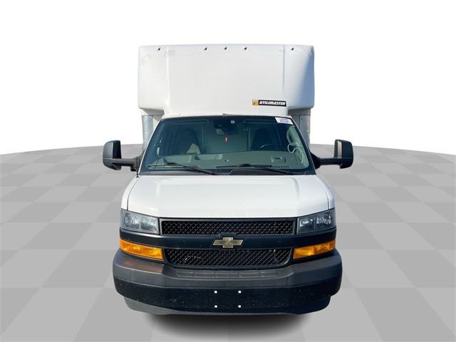 2021 Chevrolet Express Base