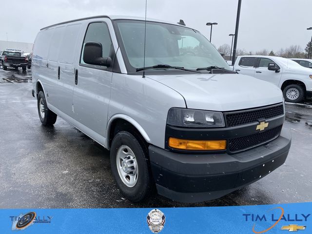 2021 Chevrolet Express Base