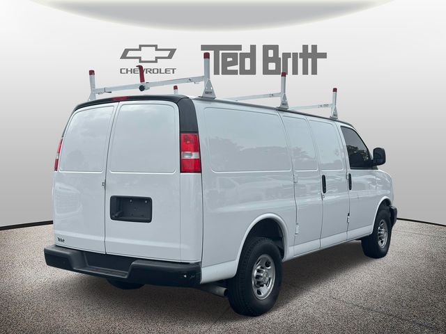 2021 Chevrolet Express Base