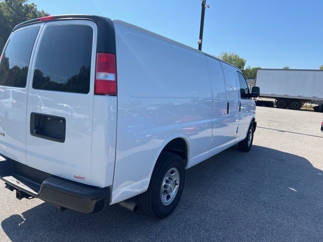 2021 Chevrolet Express Base