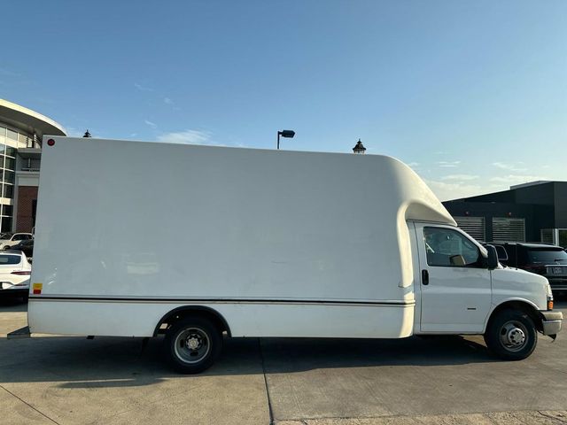 2021 Chevrolet Express Base