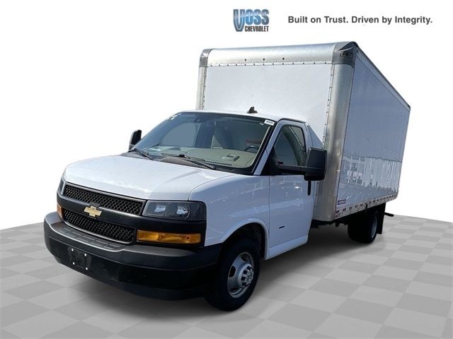 2021 Chevrolet Express Base