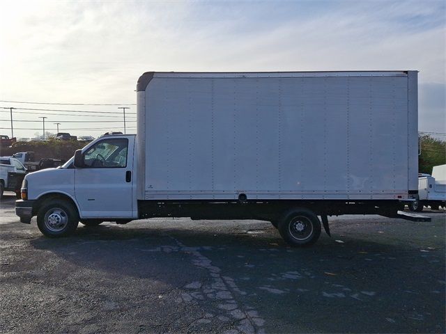 2021 Chevrolet Express Base