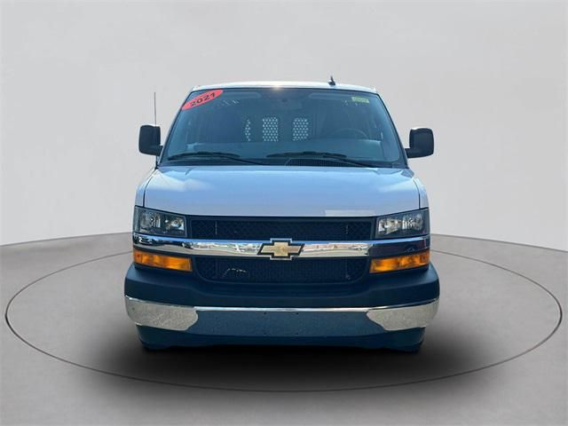 2021 Chevrolet Express Base