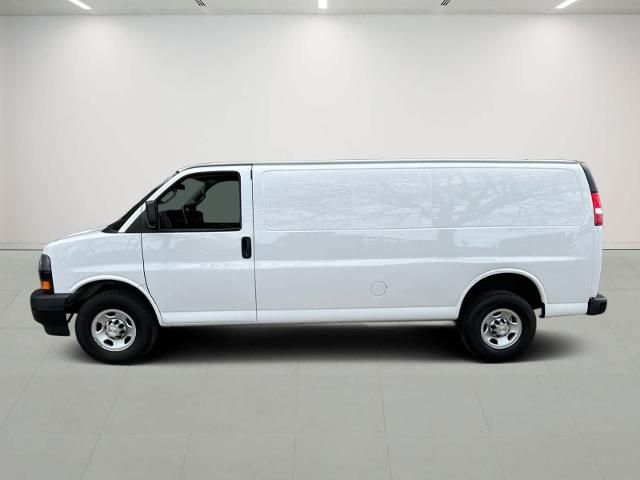 2021 Chevrolet Express Base