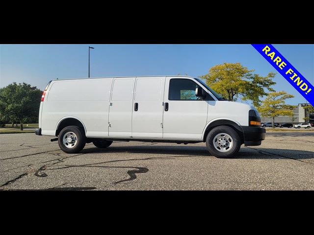 2021 Chevrolet Express Base