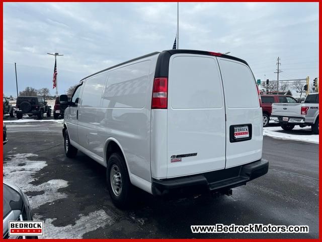 2021 Chevrolet Express Base