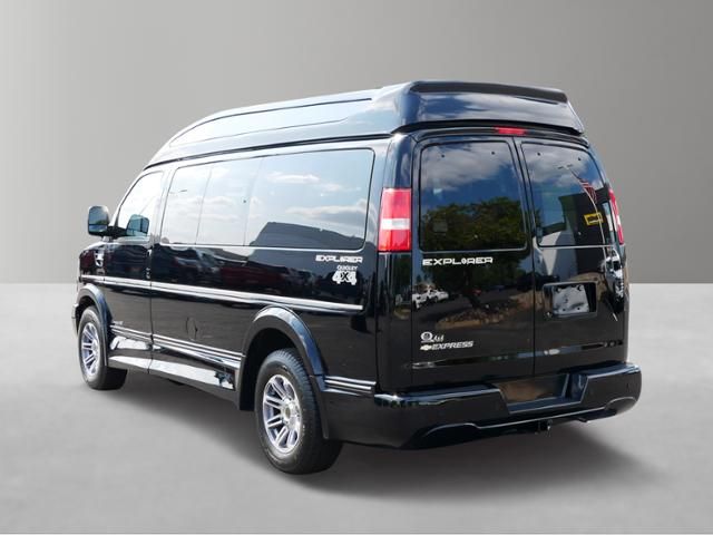 2021 Chevrolet Express Base