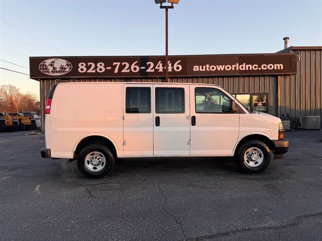 2021 Chevrolet Express Base