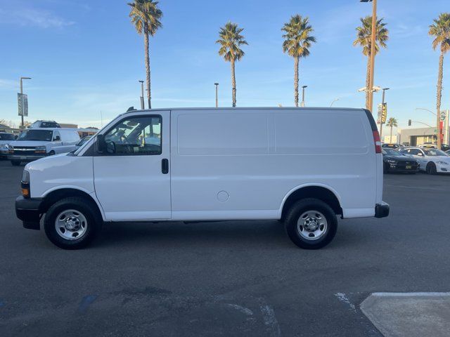 2021 Chevrolet Express Base