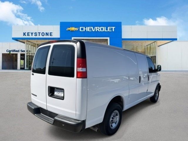 2021 Chevrolet Express Base