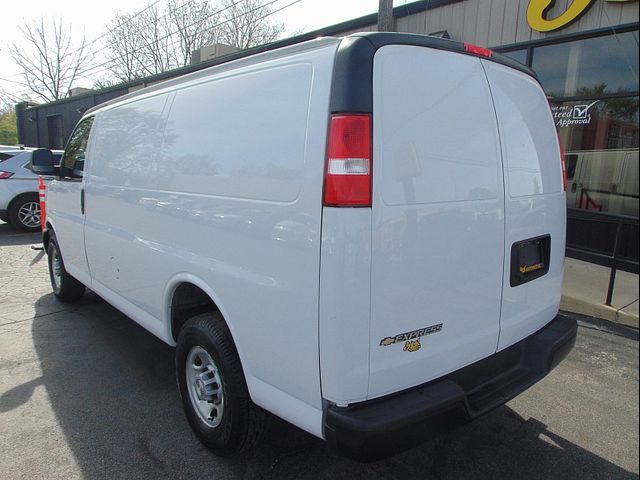 2021 Chevrolet Express Base