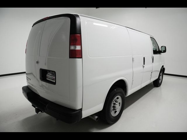 2021 Chevrolet Express Base