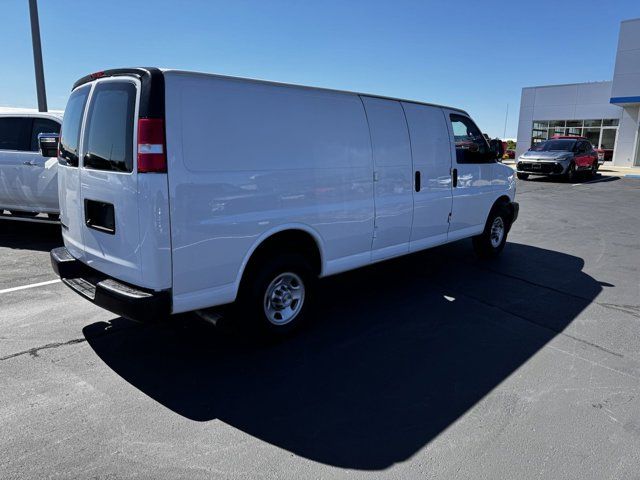 2021 Chevrolet Express Base