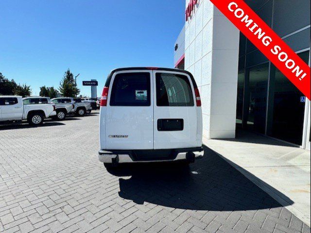 2021 Chevrolet Express Base