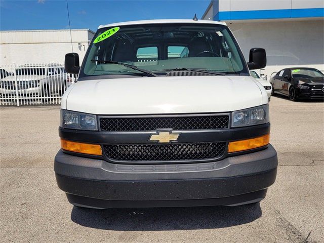 2021 Chevrolet Express Base