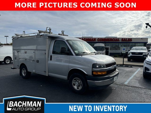 2021 Chevrolet Express Base