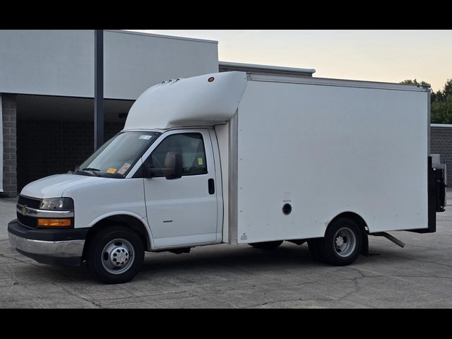 2021 Chevrolet Express Base