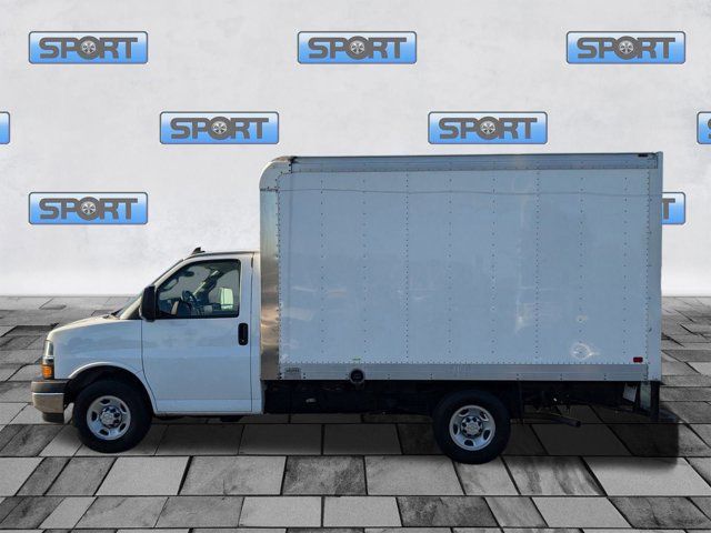 2021 Chevrolet Express Base