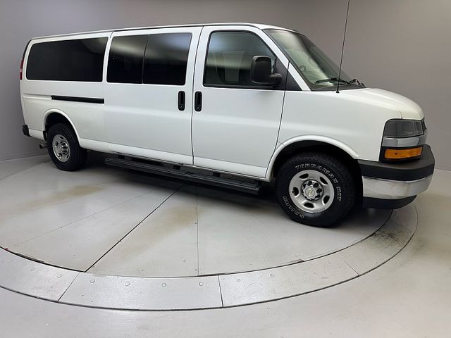 2021 Chevrolet Express LT