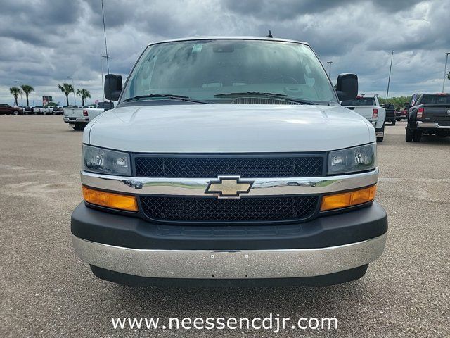 2021 Chevrolet Express LT