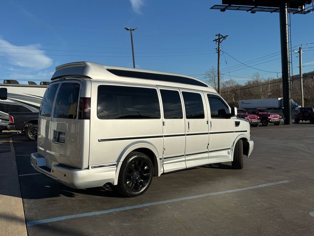 2021 Chevrolet Express LS