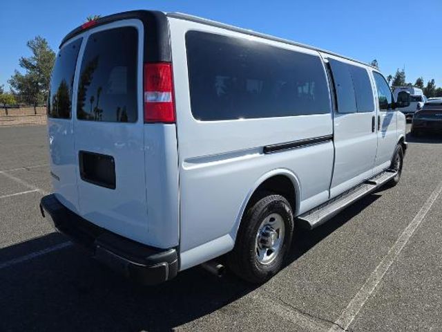 2021 Chevrolet Express LT