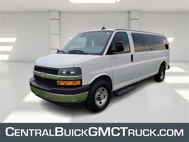 2021 Chevrolet Express LT