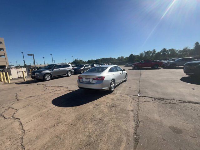 2021 Chevrolet Malibu LS