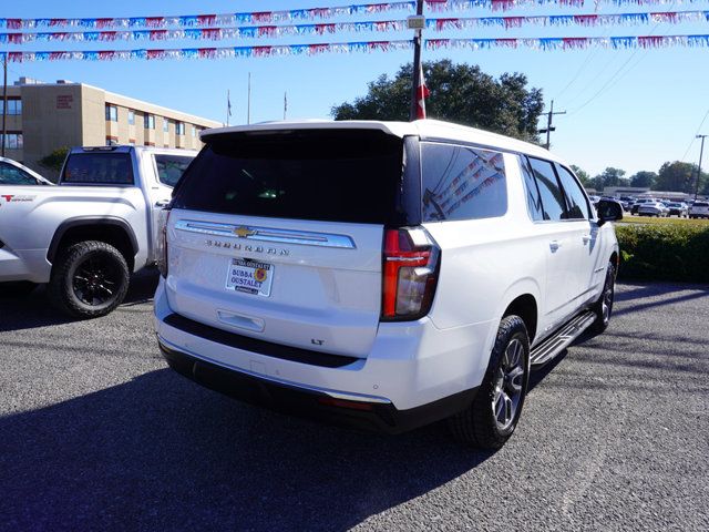 2021 Chevrolet Suburban LT