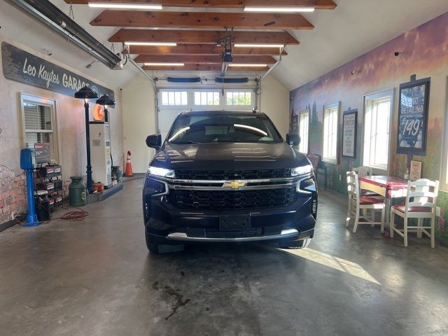 2021 Chevrolet Suburban LS