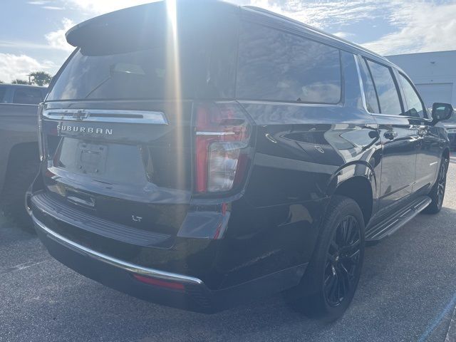 2021 Chevrolet Suburban LT